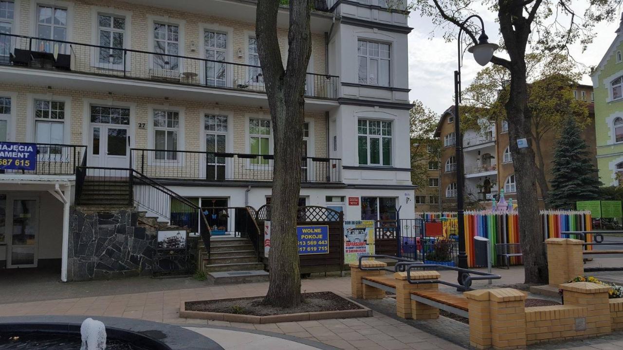 Apartament Sto Metrow Od Morza Swinoujscie Exterior photo